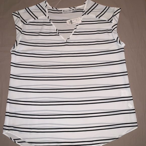White and black striped blouse - Picture 1 of 5